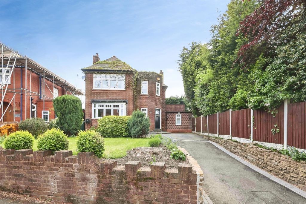 Property photo 1 of 23