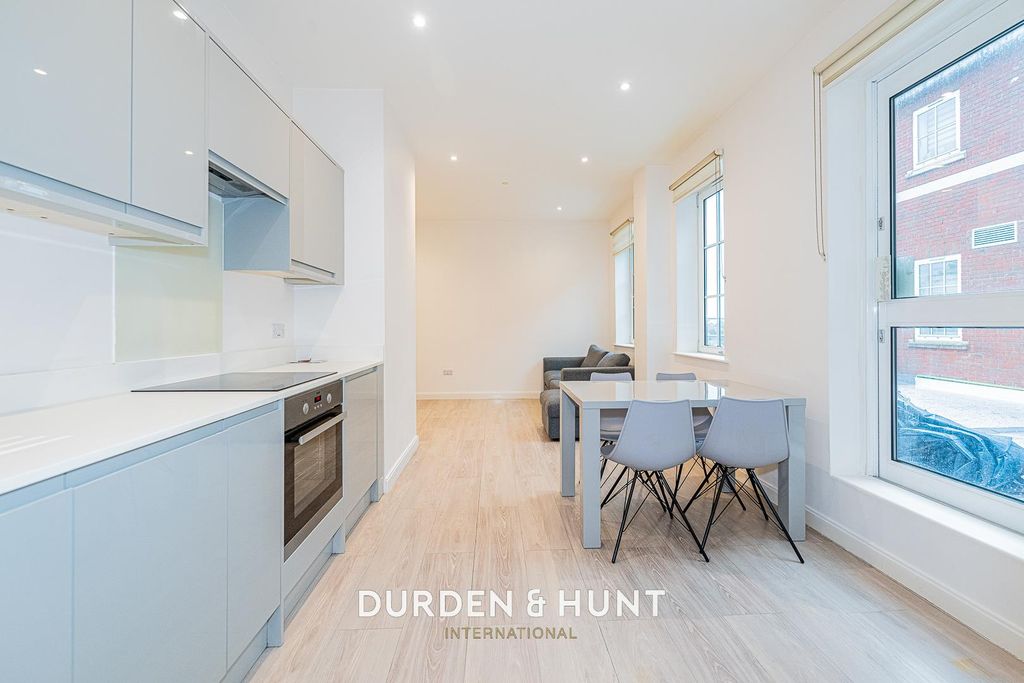 Property photo 2 of 11 Pelham-3.Jpg