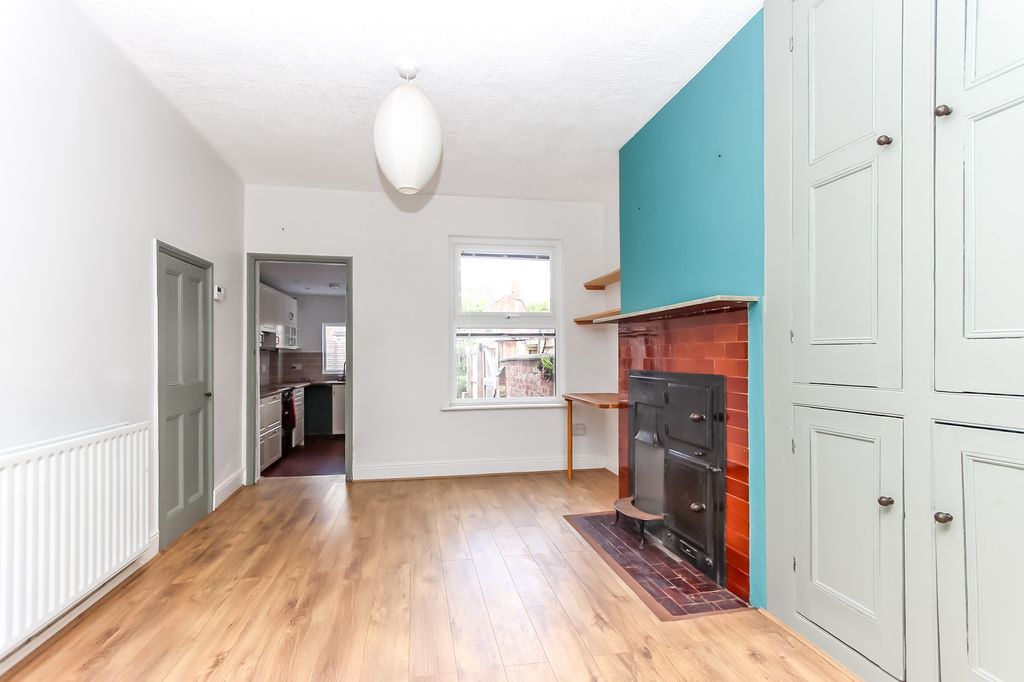 Property photo 3 of 9 Dining Room