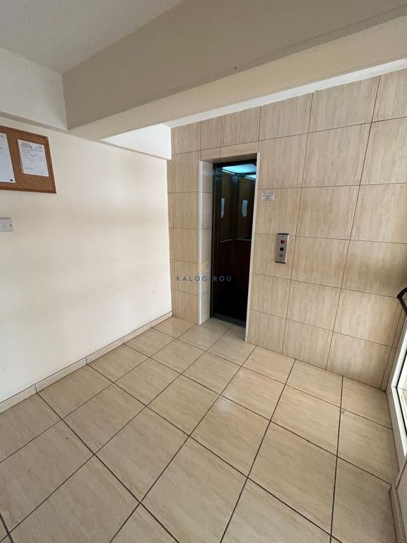 Property photo 2 of 23