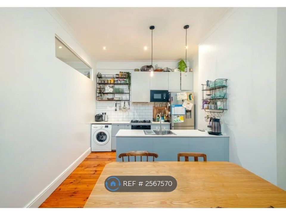 Property photo 2 of 3