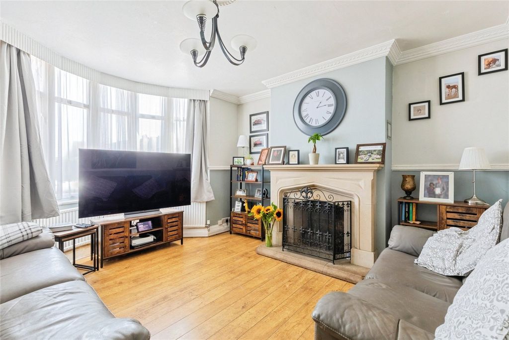 Property photo 2 of 19 Picture No. 02