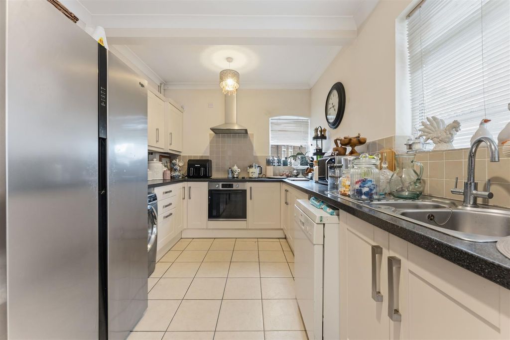 Property photo 2 of 17 Regentst_10.Jpg