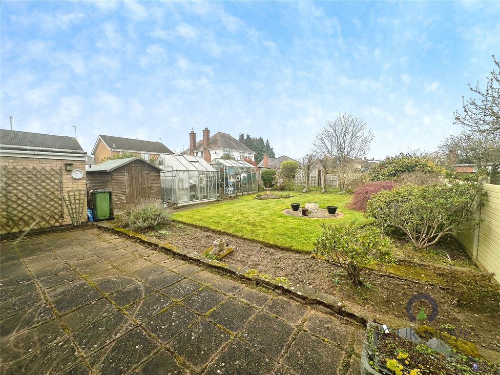 Property photo 3 of 12 Garden