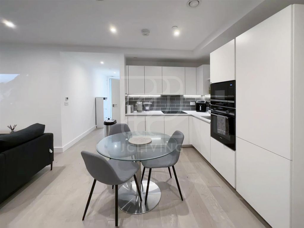 Property photo 1 of 15 580681F8-d1B7-4c67-Ab57-B061c9Bcdc9F.Jpg