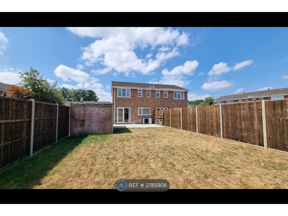 Property photo 1 of 14 Private Secure Garden