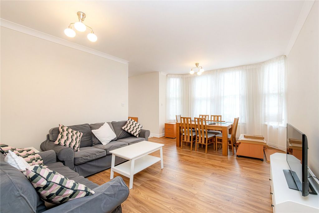 Property photo 2 of 10 Picture No. 06
