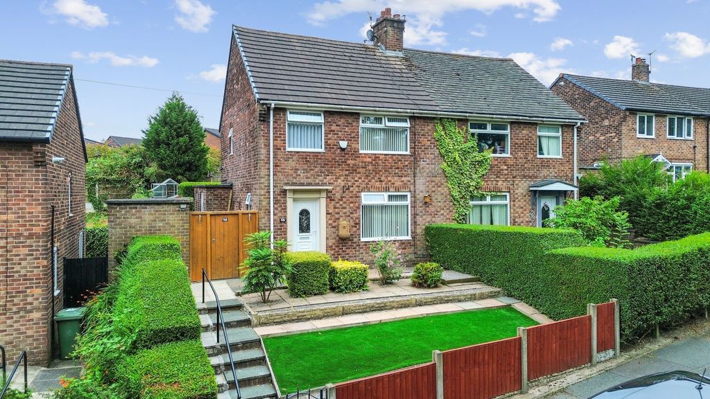 Property photo 1 of 31