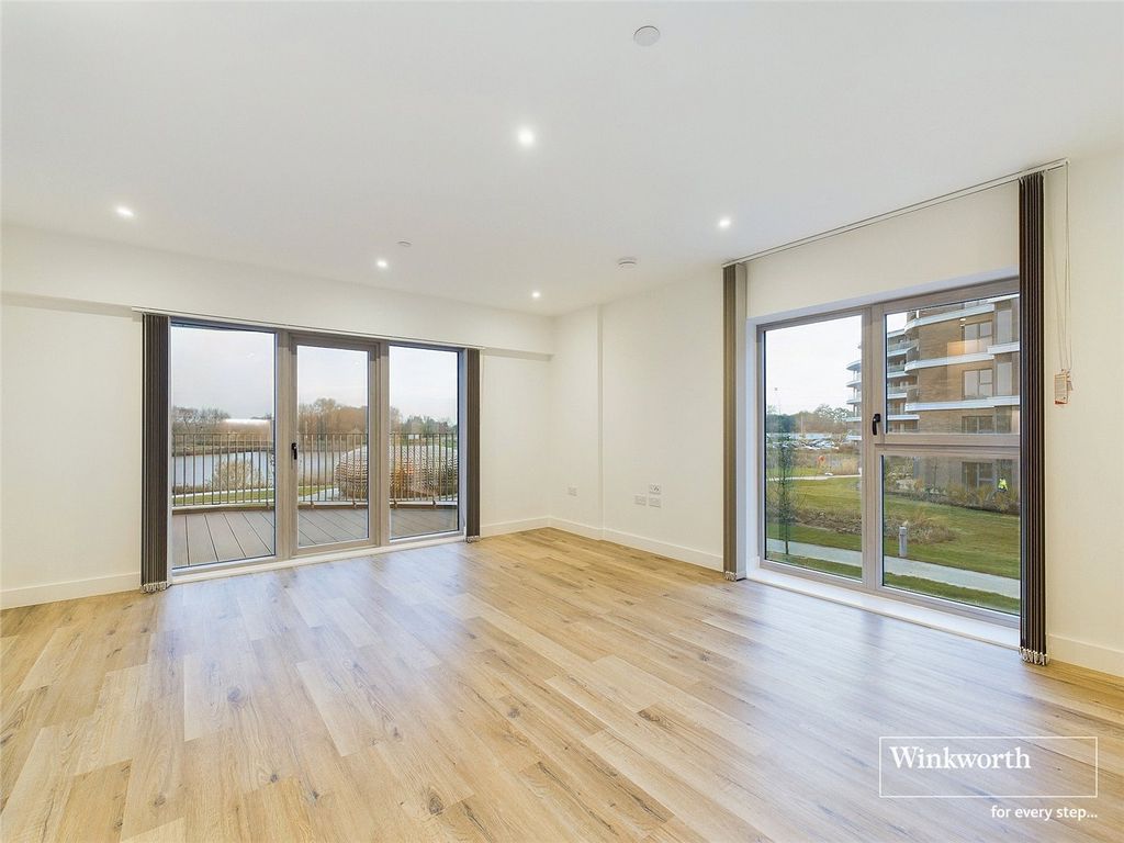 Property photo 2 of 19 Picture No. 28
