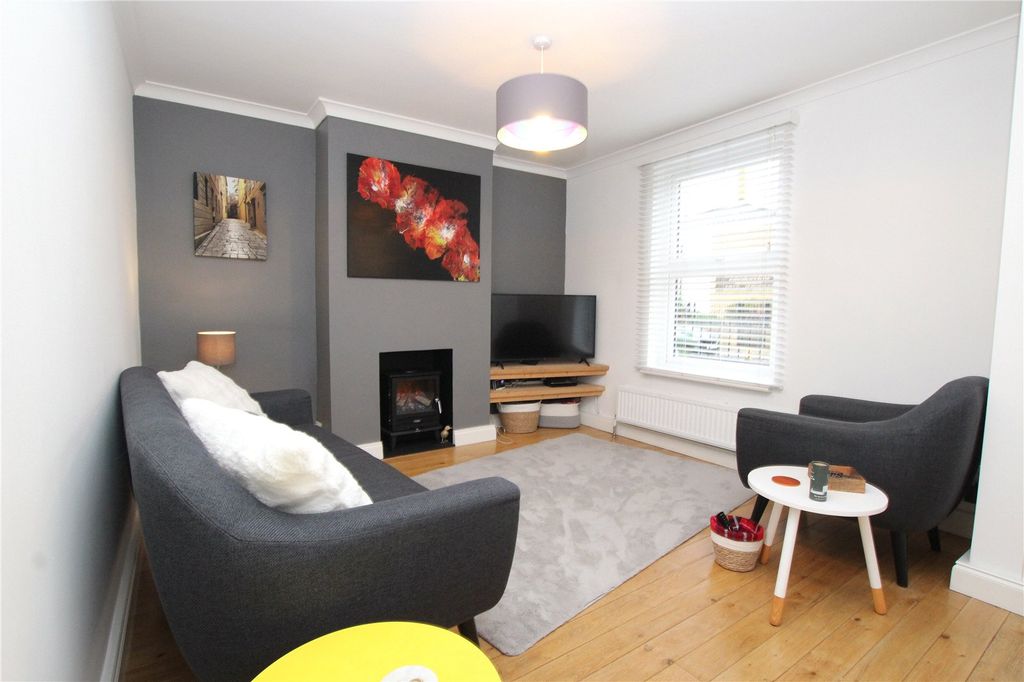 Property photo 3 of 14 Picture 3