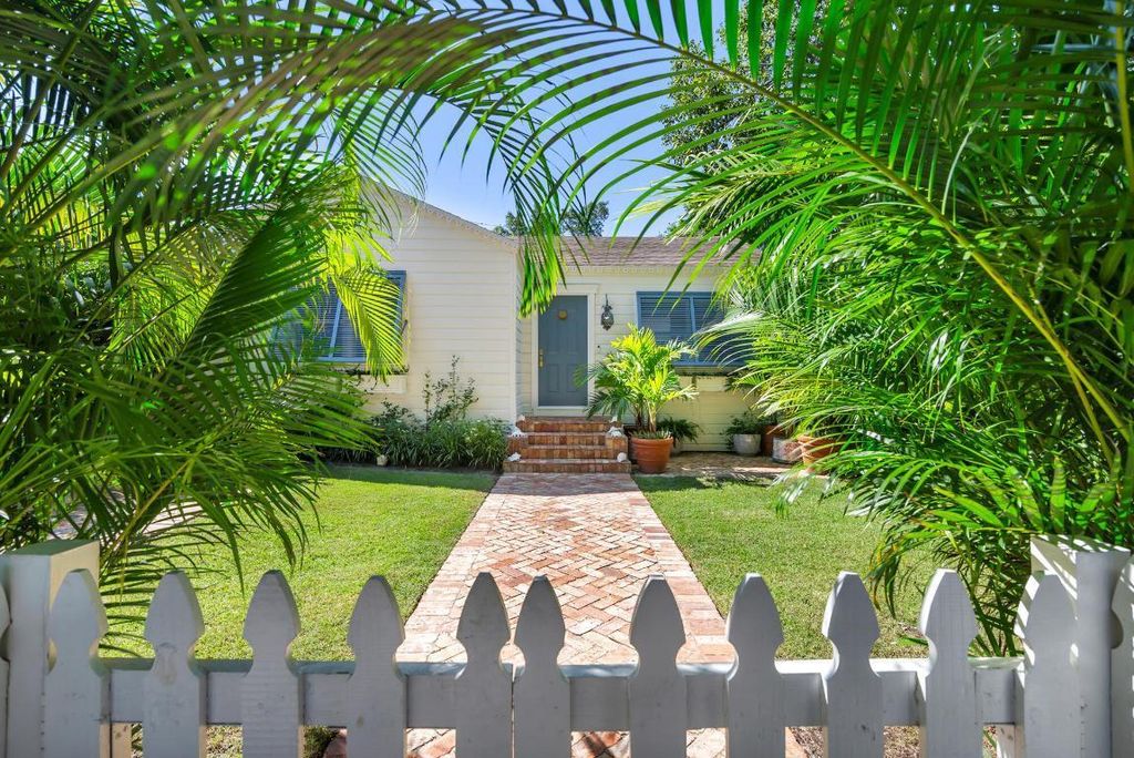 Property photo 1 of 20
