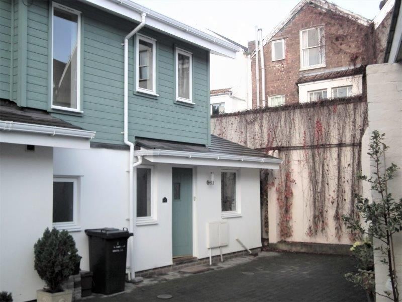 Property photo 1 of 12 Front (002).Jpg