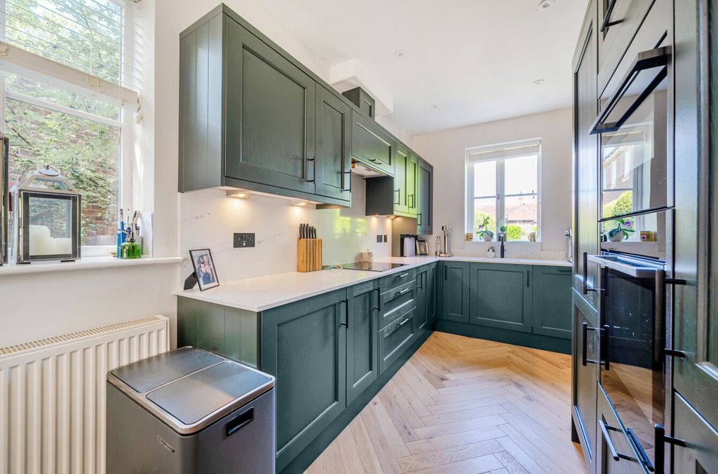 Property photo 3 of 12 1317320-4-6867Eaf...