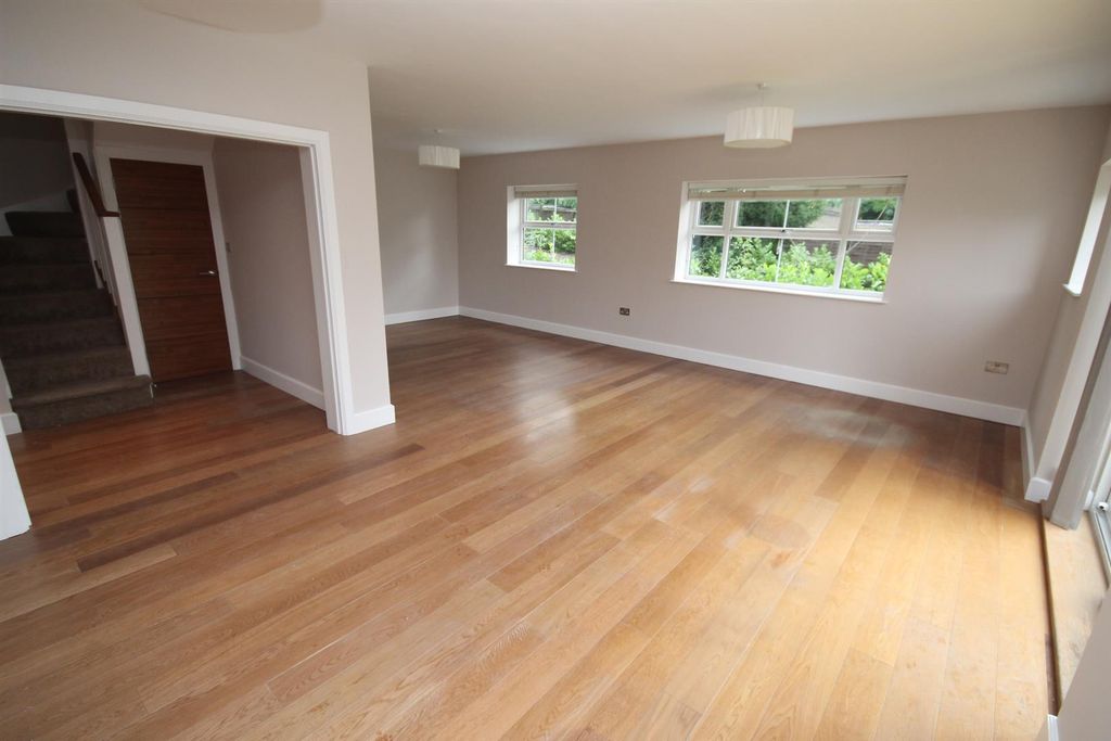 Property photo 3 of 15 Reception Room.Jpg