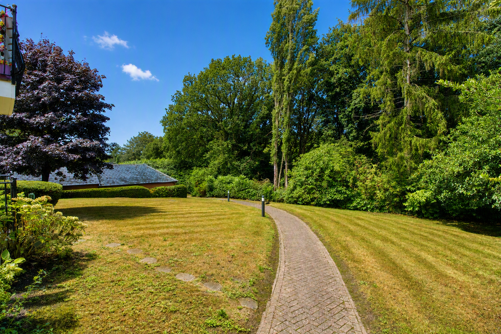 Property photo 2 of 24 Grounds