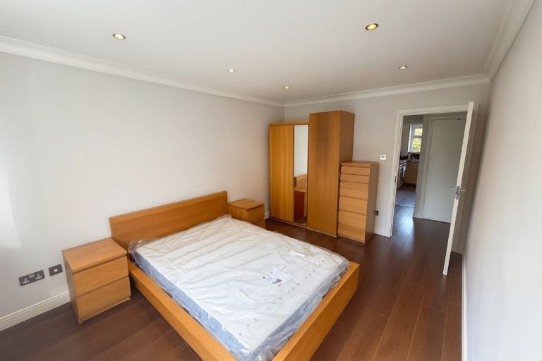 Property photo 3 of 4