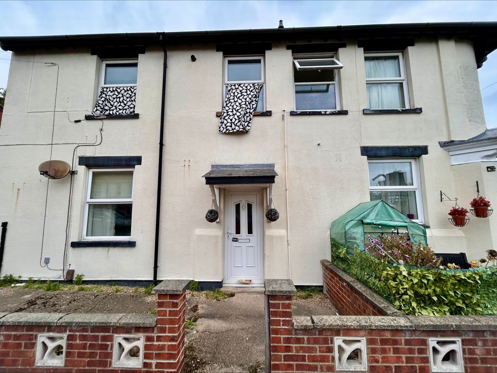 Property photo 3 of 11