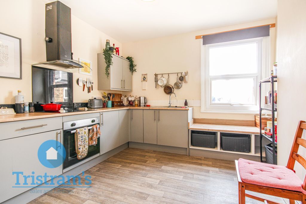 Property photo 1 of 10 Img_2759