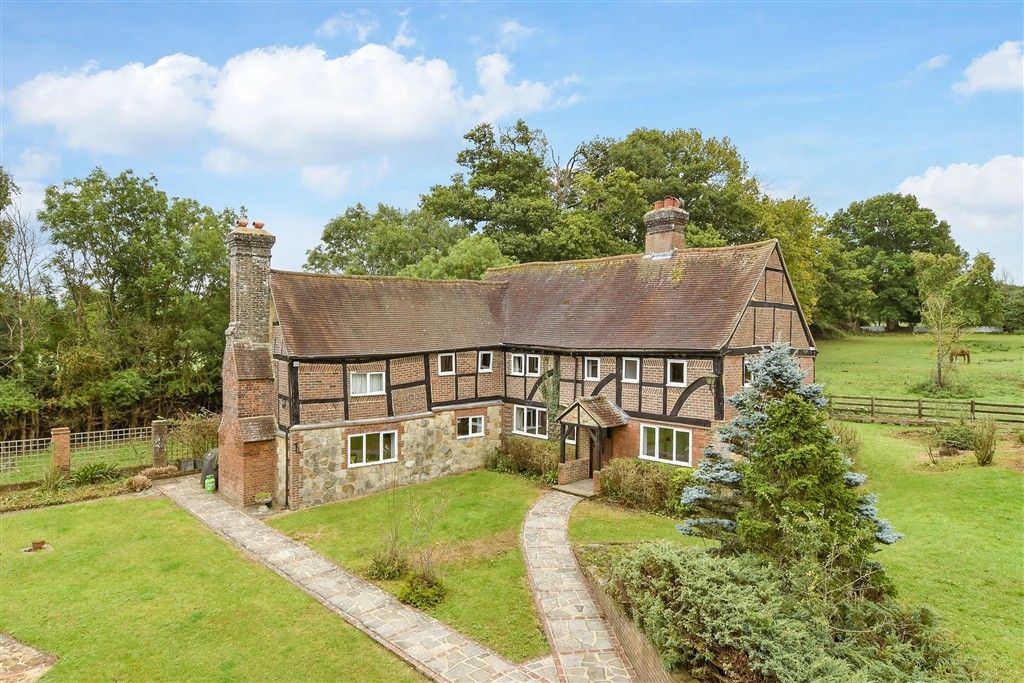 Property photo 2 of 20 External (Web)