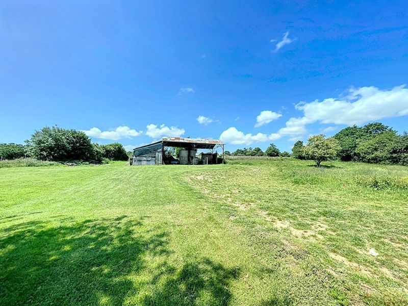 Property photo 3 of 18 Photo 17