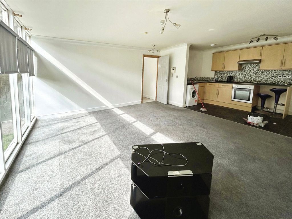 Additional image 14 of 2 bed flat for saleThe Manor House, 68 Moorside Avenue, Crosland Moor, Huddersfield HD4