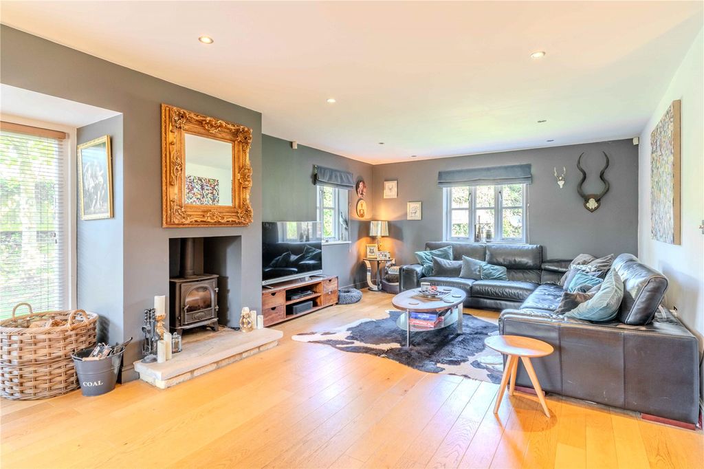 Property photo 3 of 18 Picture No. 23