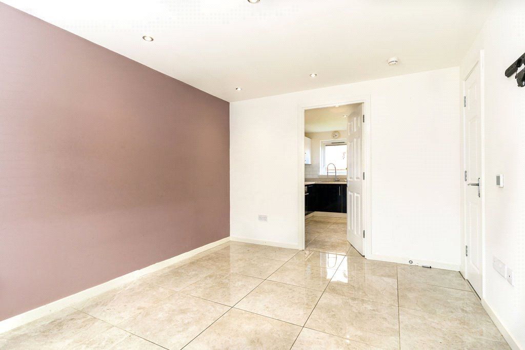 Property photo 2 of 17 Photo 2