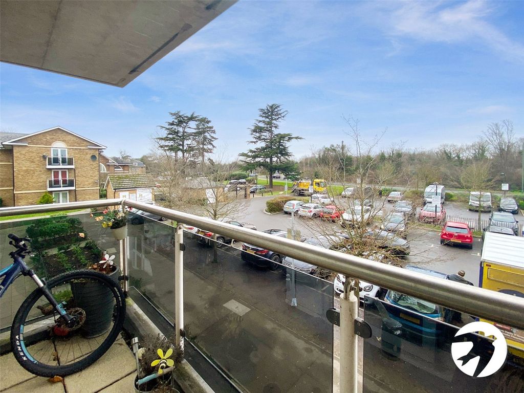 Property photo 2 of 8 Picture No. 01