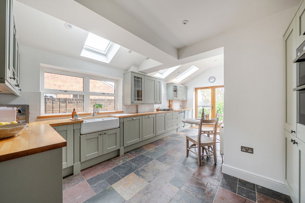 Property photo 2 of 13 1421815-5-69Ca668...