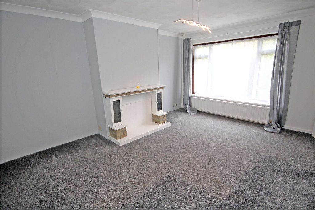 Property photo 3 of 15 Picture No. 01