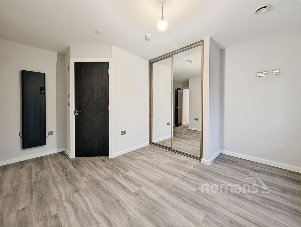 Property photo 2 of 8 Pbox-Img.Jpg