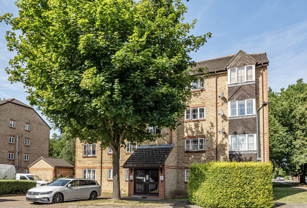 Property photo 2 of 9 1486745-19-6A4cc4...