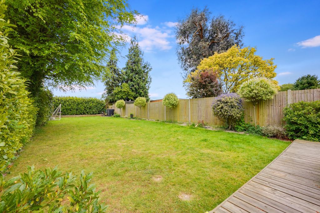 Property photo 2 of 16 4164025