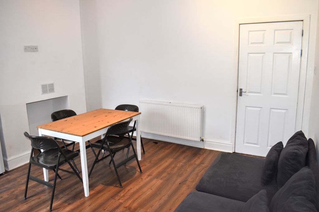 Property photo 1 of 20 Dsc_0028