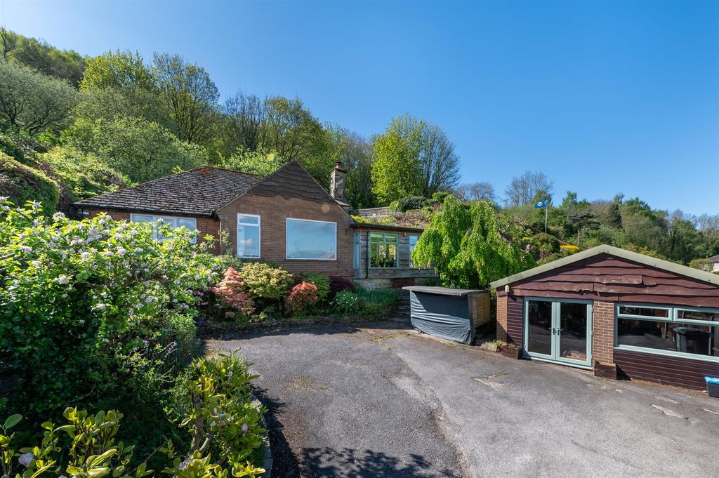 Property photo 1 of 43 Ghyll Beck Drive