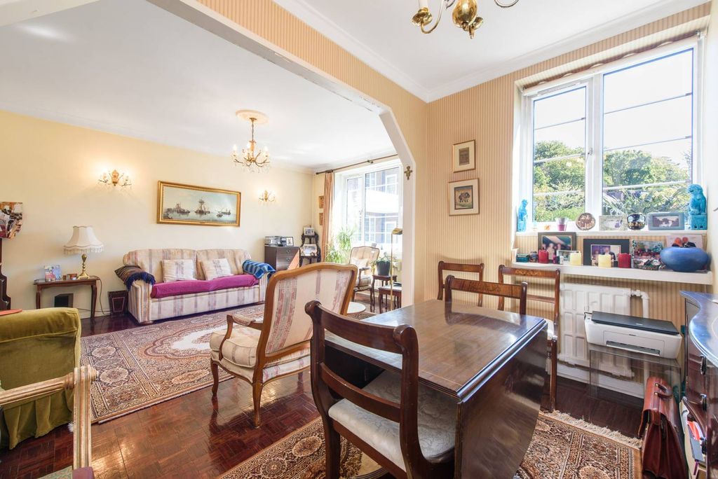 Property photo 1 of 5