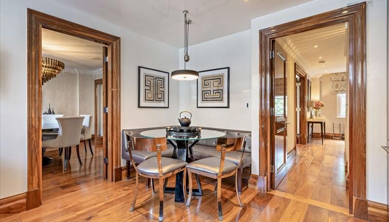 Property photo 2 of 10 Dining Room