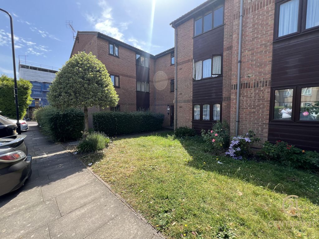 Property photo 1 of 8