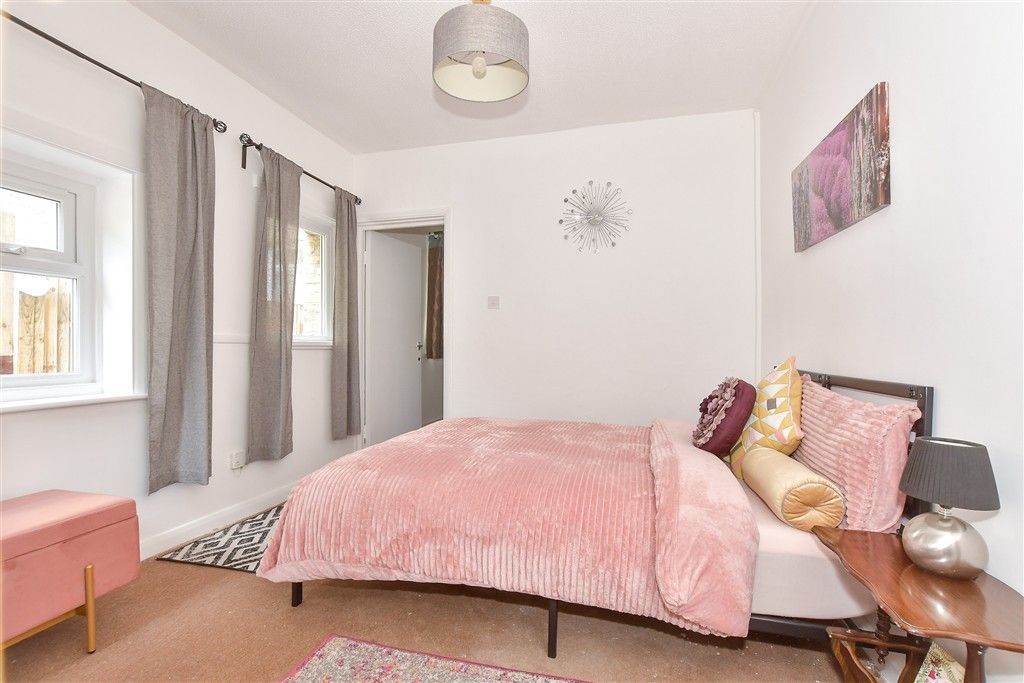 Property photo 3 of 5 Bedroom