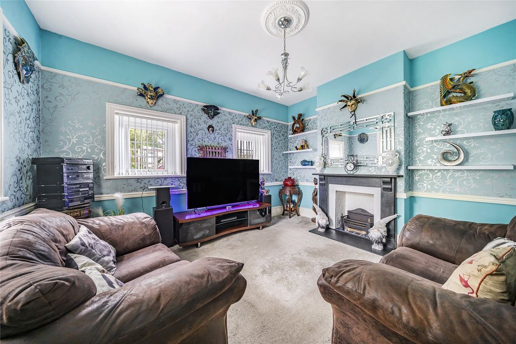 Property photo 2 of 18 Picture No. 03