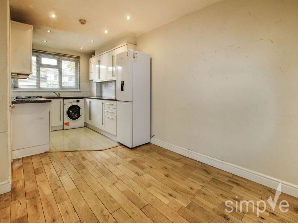 Property photo 2 of 16 Img_5710