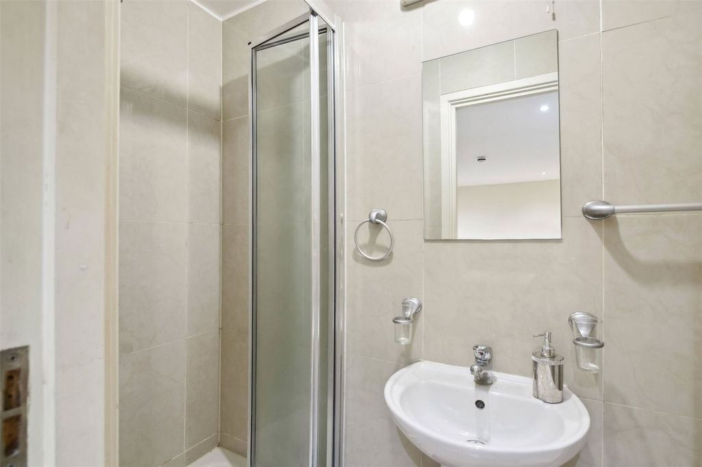 Property photo 2 of 7 Picture No. 07