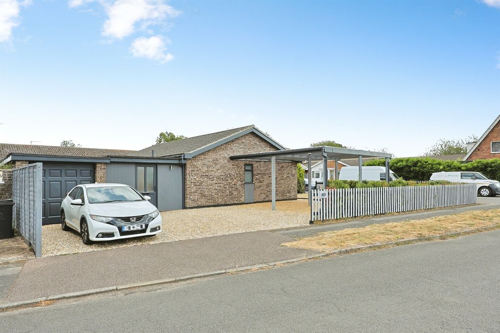 Property photo 1 of 31