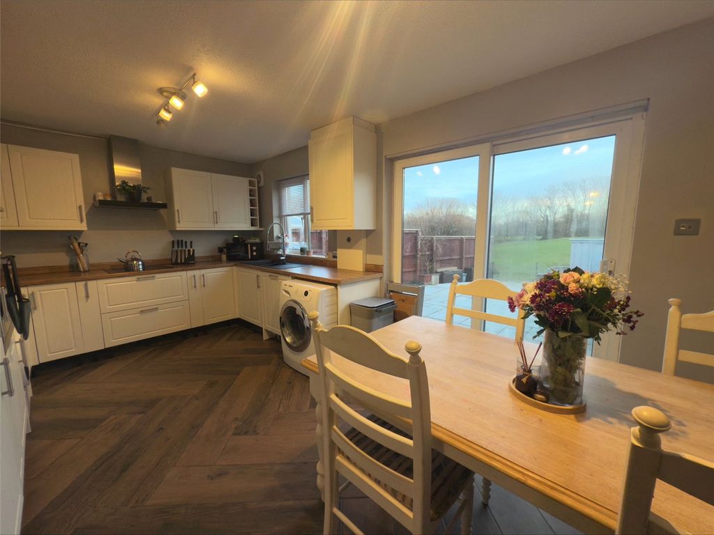 Property photo 3 of 9 Picture No. 08