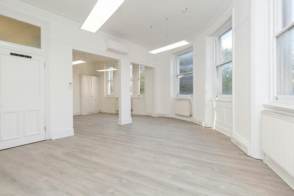 Property photo 3 of 7 359 Goswell Road   10.Jpg