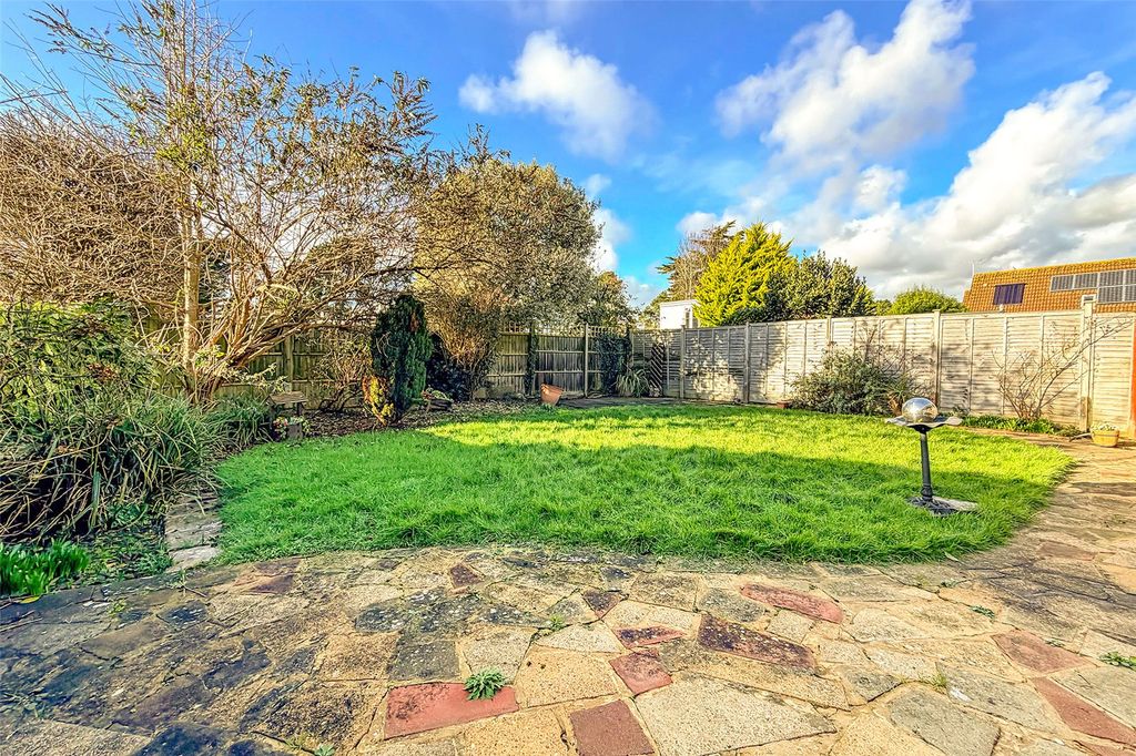 Property photo 2 of 19 Picture No. 20