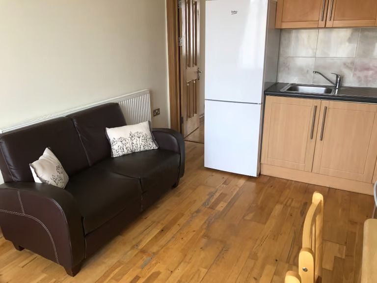 Property photo 2 of 4
