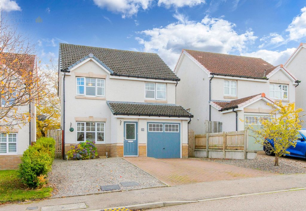 Property photo 1 of 31