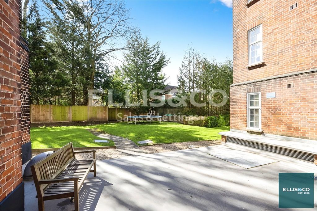 Property photo 3 of 9 Picture No. 19