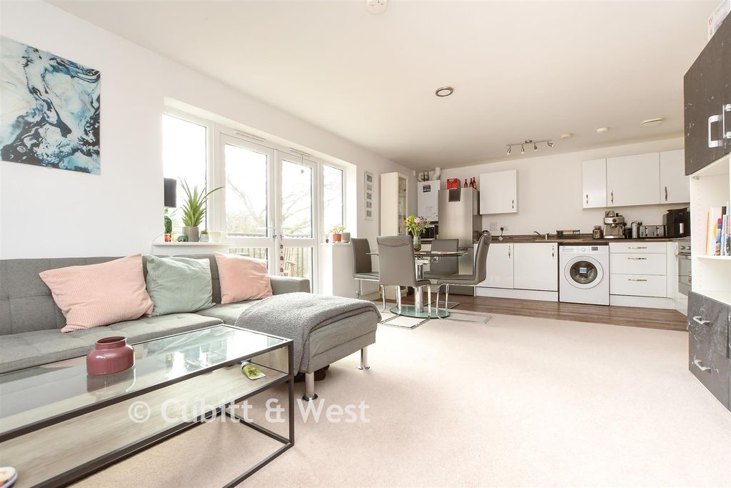 Property photo 1 of 10 Kitchen Lounge/Dining Area